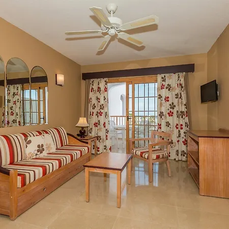 Club El Beril Apartahotel 3*